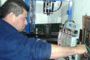 Mecánico quiso cobrar por la reparación de un auto, pero lo acusaron falsamente de "amenazas"