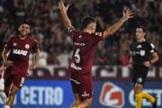 Lanús se hizo fuerte en La Fortaleza y derrotó a San Lorenzo