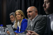 López y Girard desembarcaron en la Legislatura para dar precisiones sobre Presupuesto, endeudamiento y Ley Fiscal