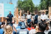 Kicillof y Otermín recorrieron la obra de ampliación del Polo Educativo de Barrio Nueva Esperanza