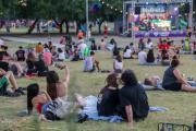 Fin de semana largo con música, gastronomía y cine gratis en el Parque Central Las Colonias