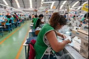 La industria textil perdió 20 mil puestos de trabajo y “capitanea” el desplome industrial