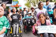 Familias de niños con discapacidad denuncian "abandono" del Estado