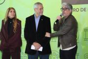 Ferraresi manchado por privilegios de casta: licencia y viviendas para funcionarios