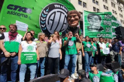 El acuerdo universitario genera expectativas de que se rompa el techo salarial estatal