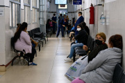 La gripe hace colapsar los hospitales: Gremio médico pide reunir al Consejo Federal de Salud