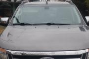 Robaron una camioneta, y cayeron tras una persecución a toda velocidad
