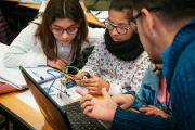 La Inteligencia Artificial no redujo la carga laboral fuera de horario de los docentes