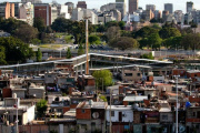 Conurbano bonaerense, la llave de cualquier elección que sufre los peores efectos de la crisis