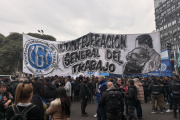 En la marcha contra el endeudamiento familiar, Jerez advirtió sobre la situación: "Es angustiante"