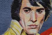 Emotivos murales en homenaje a Sandro