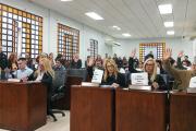 Cruces en el Concejo por el archivo de reclamos vecinales y el endeudamiento familiar