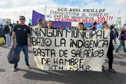Municipales bajo de la línea de pobreza: el conflicto que incomoda el proyecto de Kicillof