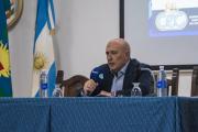 Crosta: "Nada que celebrar en medio del efecto tobogán económico”