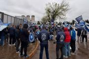 Potigian despidió a 53 trabajadores y los mercantiles de Lomas se movilizan