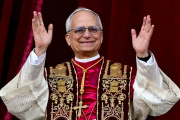 El papa León XIV recibió el alta