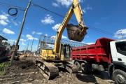La construcción de las nuevas colectoras de la Ruta 4 ya llega al límite con Lomas de Zamora