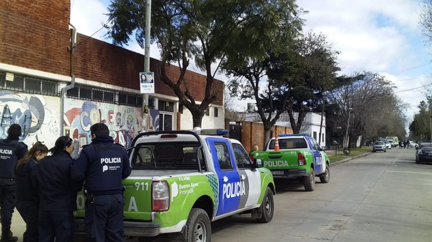 Era falsa la amenaza de bomba en Burzaco - Noticias de Brown