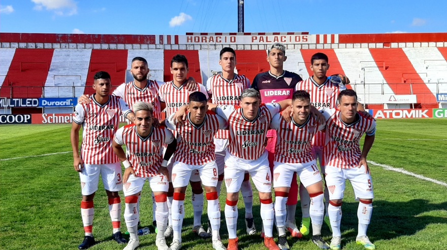 Los Andes goléo a Talleres de Escalada en el Gallardón