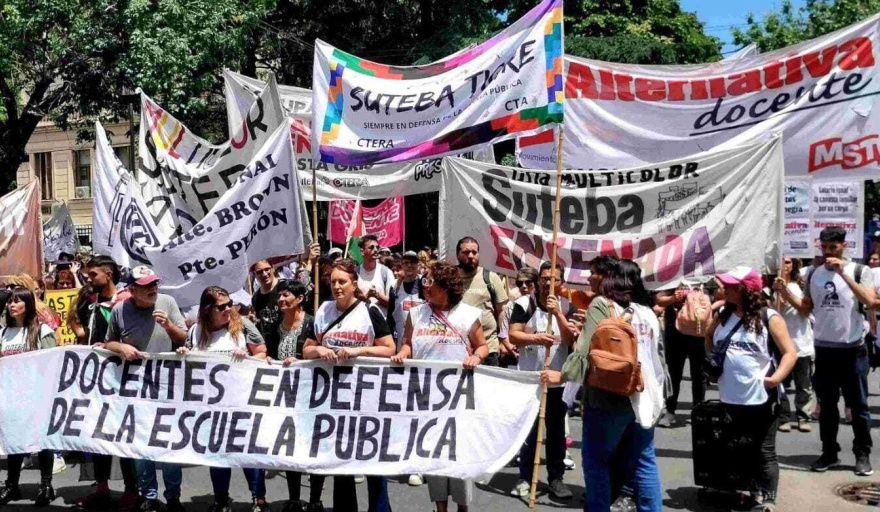 El clasismo busca desactivar la alianza de los gremios estatales con la gestión Kicillof