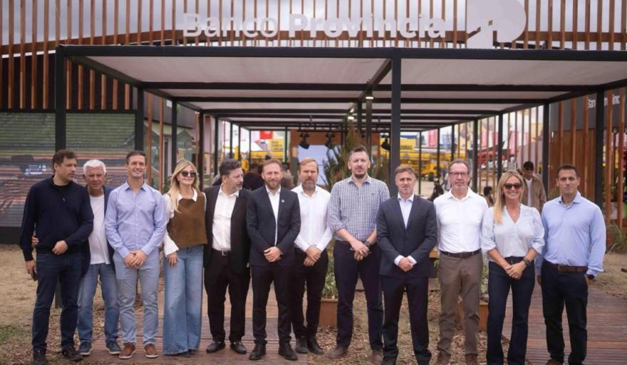 Otermín recorrió Expoagro: “El futuro es con una integración virtuosa del campo y la industria”