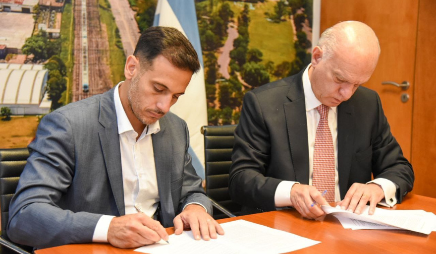 Fuertes rechazos al exdiputado Urreli y a Kravetz por acompañamiento del PRO a La Cámpora