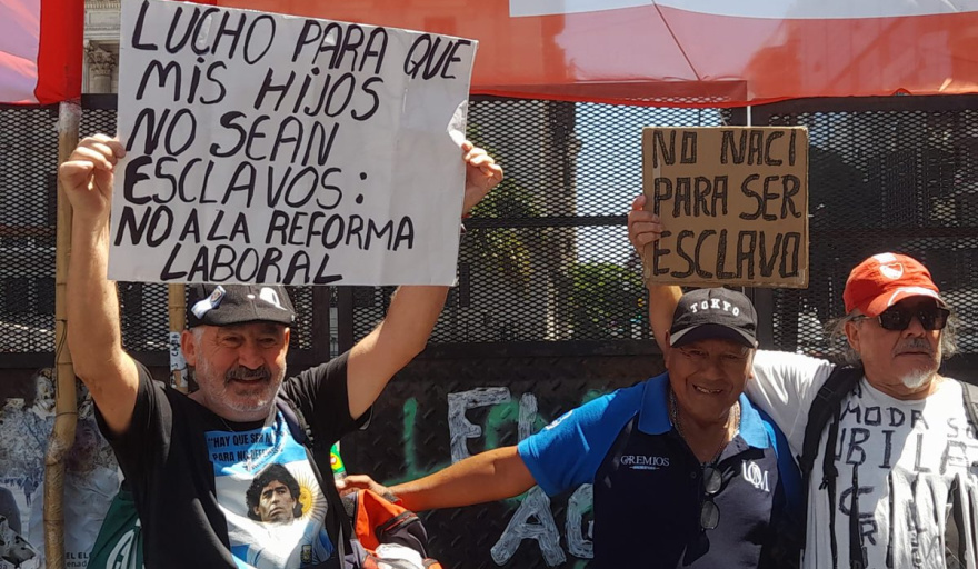 La reforma laboral no arranca: En seis meses, la ley no generó un solo puesto de trabajo